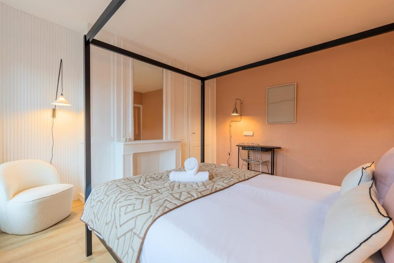 3 Bedroom Apartment On The Grand Place Lille Exterior photo